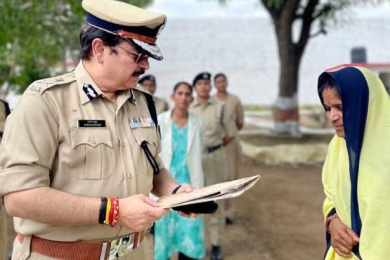 जेल-महानिदेशक-डॉ-वरुण-कपूर-द्वारा-शाजापुर-जिला-जेल-का-सघन-निरीक्षण