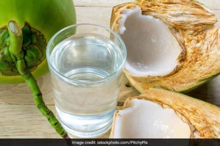 नारियल-पानी-महंगा-पड़-रहा?-गर्मी-में-हाइड्रेशन-के-लिए-ये-5-सस्ते-देसी-ड्रिंक्स-हैं-बेहतरीन-विकल्प