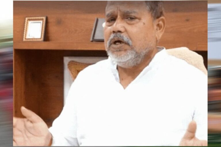 mp-के-मंत्री-प्रद्युम्न-सिंह-तोमर-की-तबीयत-बिगड़ी,-भोपाल-से-एयरलिफ्ट-कर-दिल्ली-ले-जाया-गया
