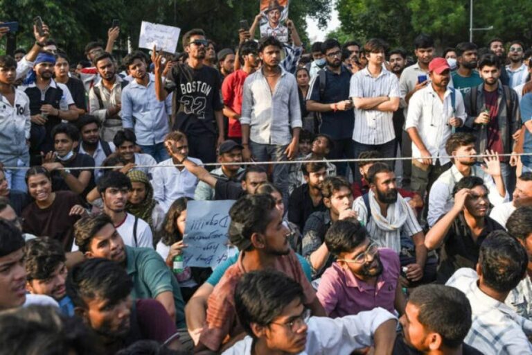 धर्मेन्द्र-प्रधान-पर-फैसला-तय?-कैबिनेट-बैठक-से-पहले-पीएम-मोदी-के-बड़े-संकेत,-डैमेज-कंट्रोल-में-सरकार