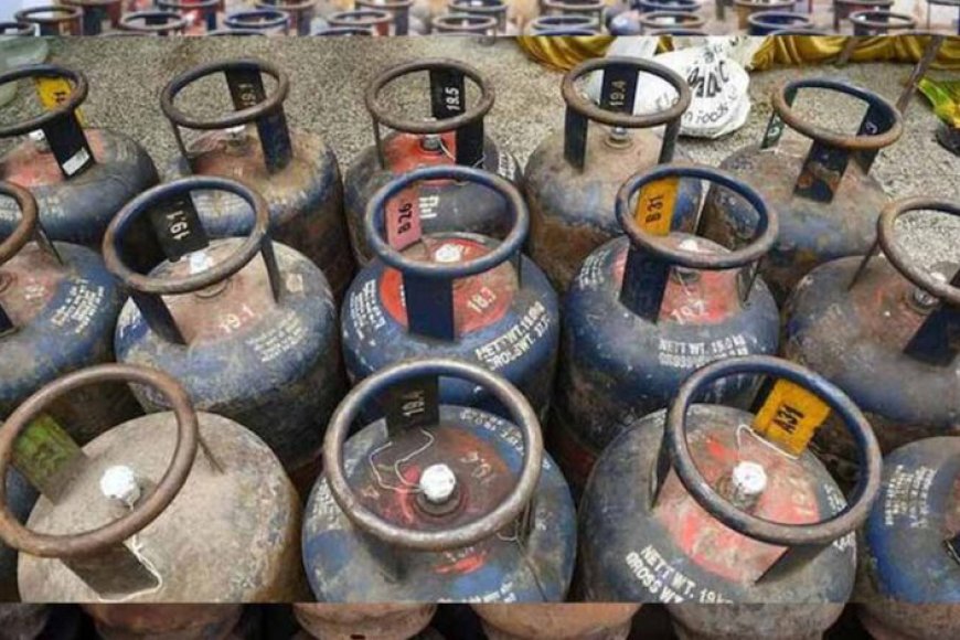 5957-lpg-cylinder-price-cut-223730851209903148-591542482263796673216-455-372452859678